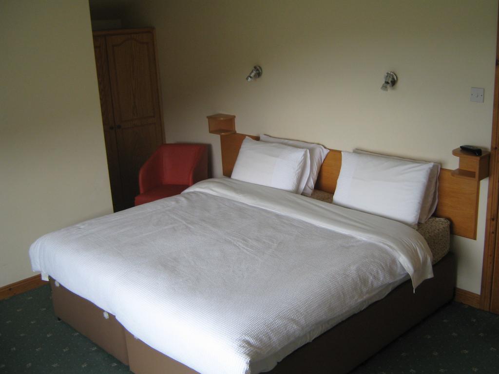 Iveragh Heights Bed & Breakfast Cahersiveen Exterior foto